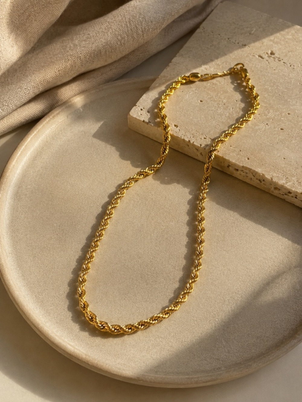 NAPIER | Vintage heavy gold tone rope necklace